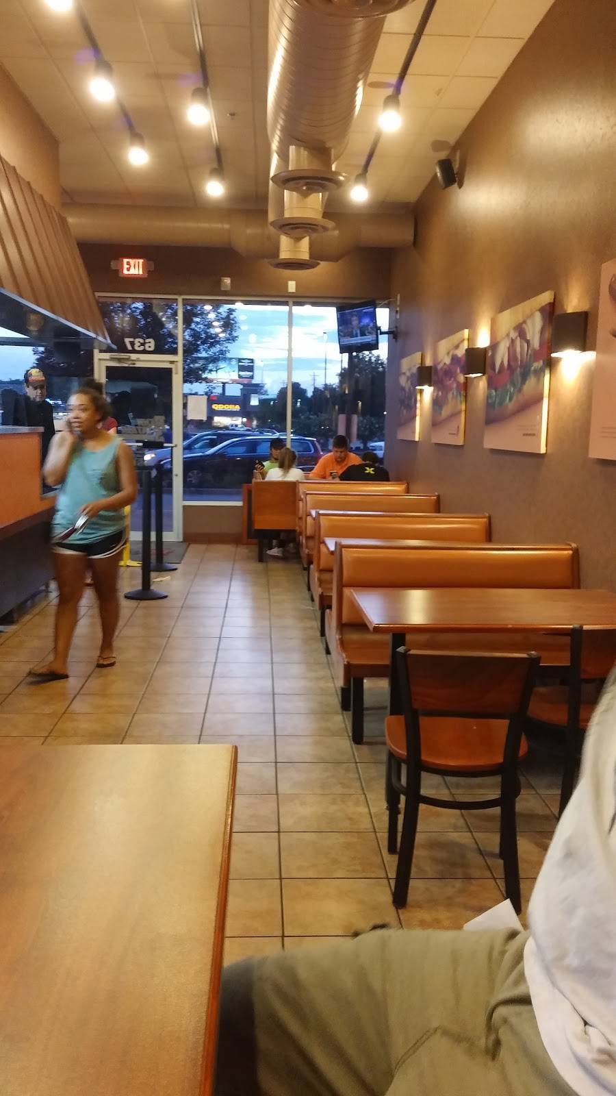 Penn Station East Coast Subs | meal takeaway | 4600 Shelbyville Rd, Louisville, KY 40207, USA | 5027217366 OR +1 502-721-7366