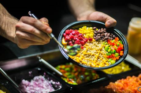 Poulet Rouge Terrebonne | restaurant | 1185 Boulevard Moody, Terrebonne, QC J6W 3Z5, Canada | 5145098090 OR +1 514-509-8090