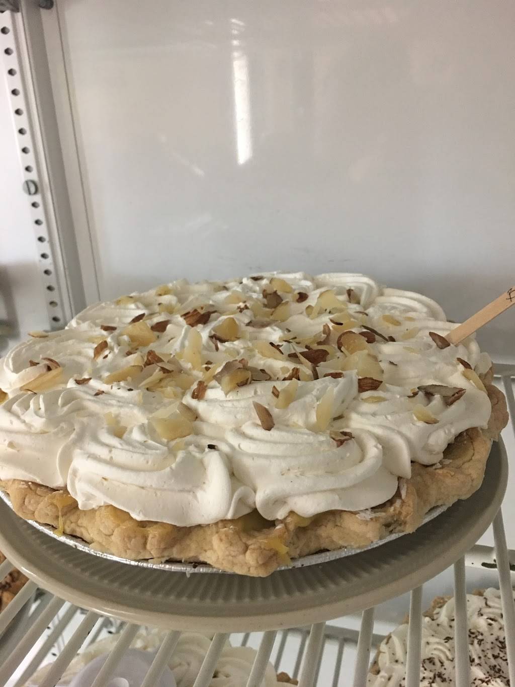 Debbies Restaurant & Pie Shoppe | bakery | 740 Nordahl Rd #114, San Marcos, CA 92069, USA | 7607415680 OR +1 760-741-5680