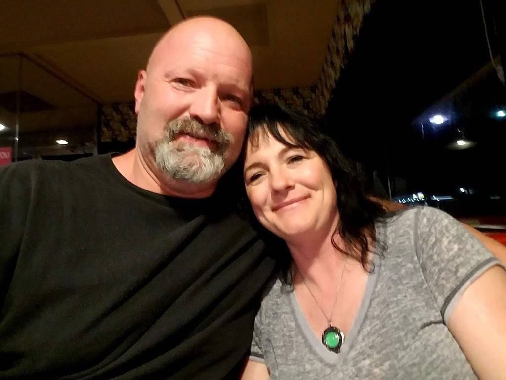 Finish Line Restaurant | restaurant | 700 E Stolley Park Rd, Grand Island, NE 68801, USA | 3083980680 OR +1 308-398-0680