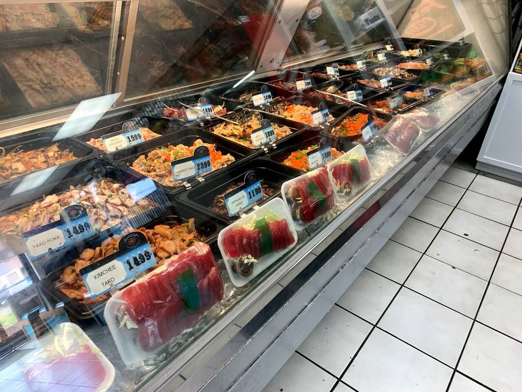 Fresh Catch Kaneohe | restaurant | 45-1118 Kamehameha Hwy, Kaneohe, HI 96744, USA | 8082357653 OR +1 808-235-7653