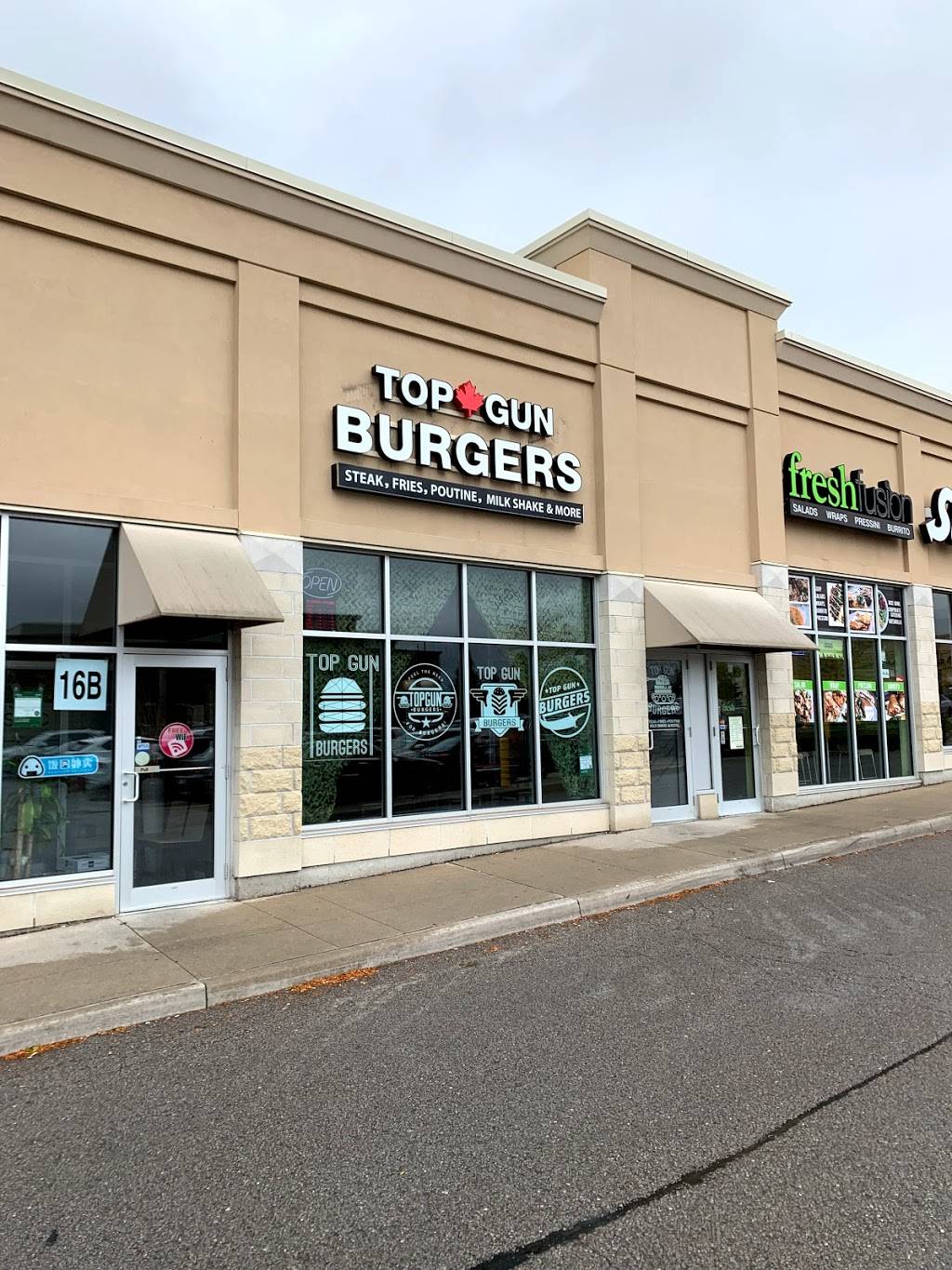 Top Gun Burger | restaurant | 16 Vogell Rd Unit 3, Richmond Hill, ON L4B 3K4, Canada | 9052377777 OR +1 905-237-7777