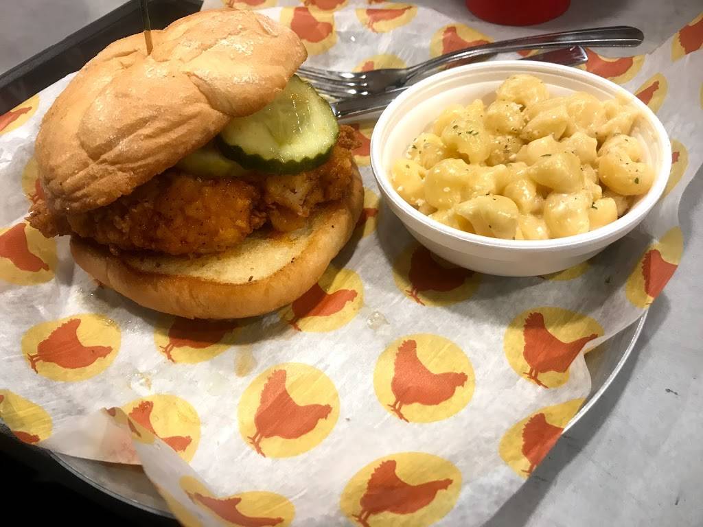 Joellas Hot Chicken | restaurant | 6531 Lake Andrew Dr, Melbourne, FL 32940, USA | 3216360632 OR +1 321-636-0632