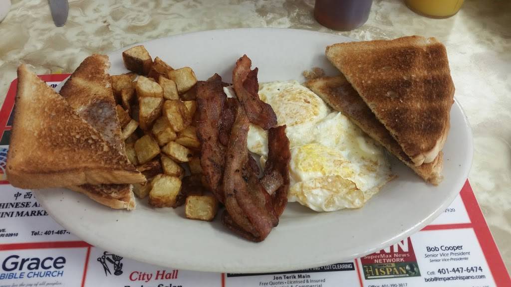 City Hall Diner | restaurant | 827 Park Ave, Cranston, RI 02910, USA | 4014671200 OR +1 401-467-1200