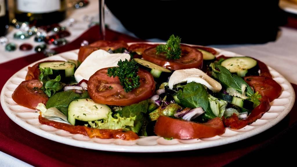 Albas Italian Restaurant | restaurant | 4601 Boat Club Rd, Fort Worth, TX 76135, USA | 8172386664 OR +1 817-238-6664