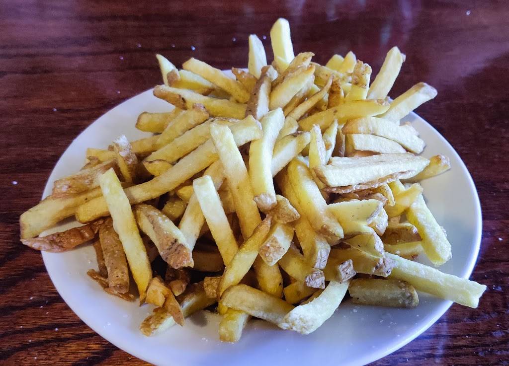 Cogburns Big Wings | restaurant | Cooper Marketplace, 825 S Cooper Rd, Gilbert, AZ 85233, USA | 4808559500 OR +1 480-855-9500