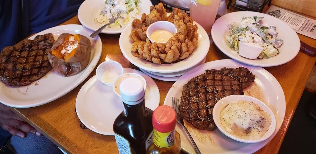 Texas Roadhouse | restaurant | 1203 Vann Dr, Jackson, TN 38305, USA | 7314998695 OR +1 731-499-8695