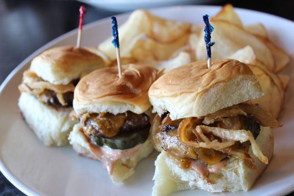 Stadium Brew Co. | restaurant | 26731 Aliso Creek Rd, Aliso Viejo, CA 92656, USA | 9494489611 OR +1 949-448-9611