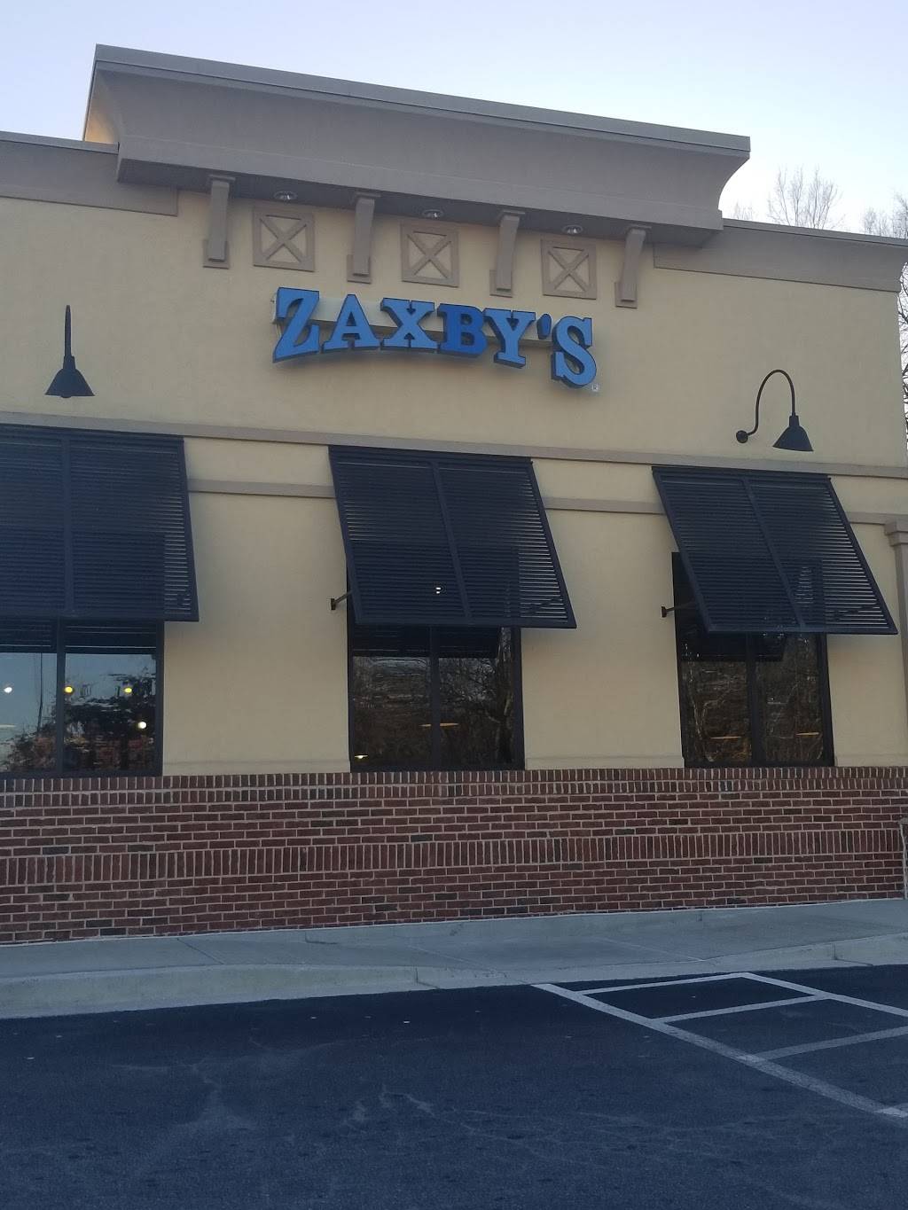 Zaxbys Chicken Fingers & Buffalo Wings | restaurant | 3000 Holcomb Woods Pkwy, Roswell, GA 30076, USA | 6783520707 OR +1 678-352-0707