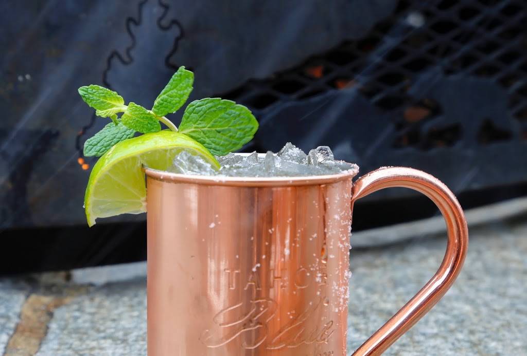 FiRE+iCE | restaurant | 4100 Lake Tahoe Blvd, South Lake Tahoe, CA 96150, USA | 5305426650 OR +1 530-542-6650