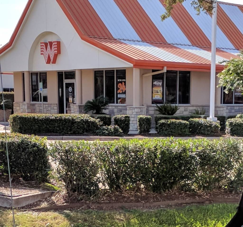 Whataburger | restaurant | 9955 S Main St, Houston, TX 77025, USA | 7136614094 OR +1 713-661-4094