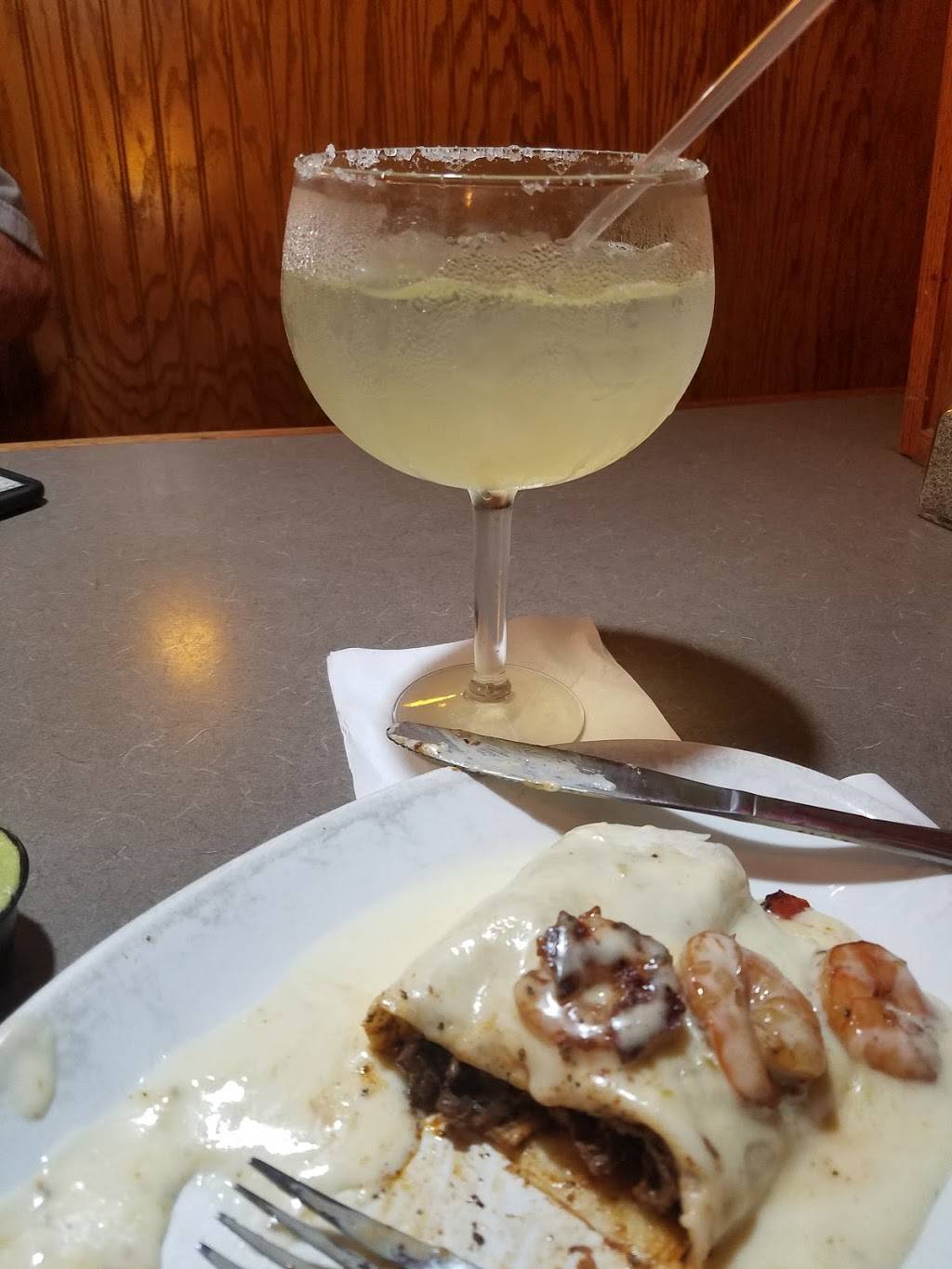 La Fiesta Mexican Restaurant | restaurant | 9513 NW 39th Ave, Gainesville, FL 32606, USA | 3523358484 OR +1 352-335-8484