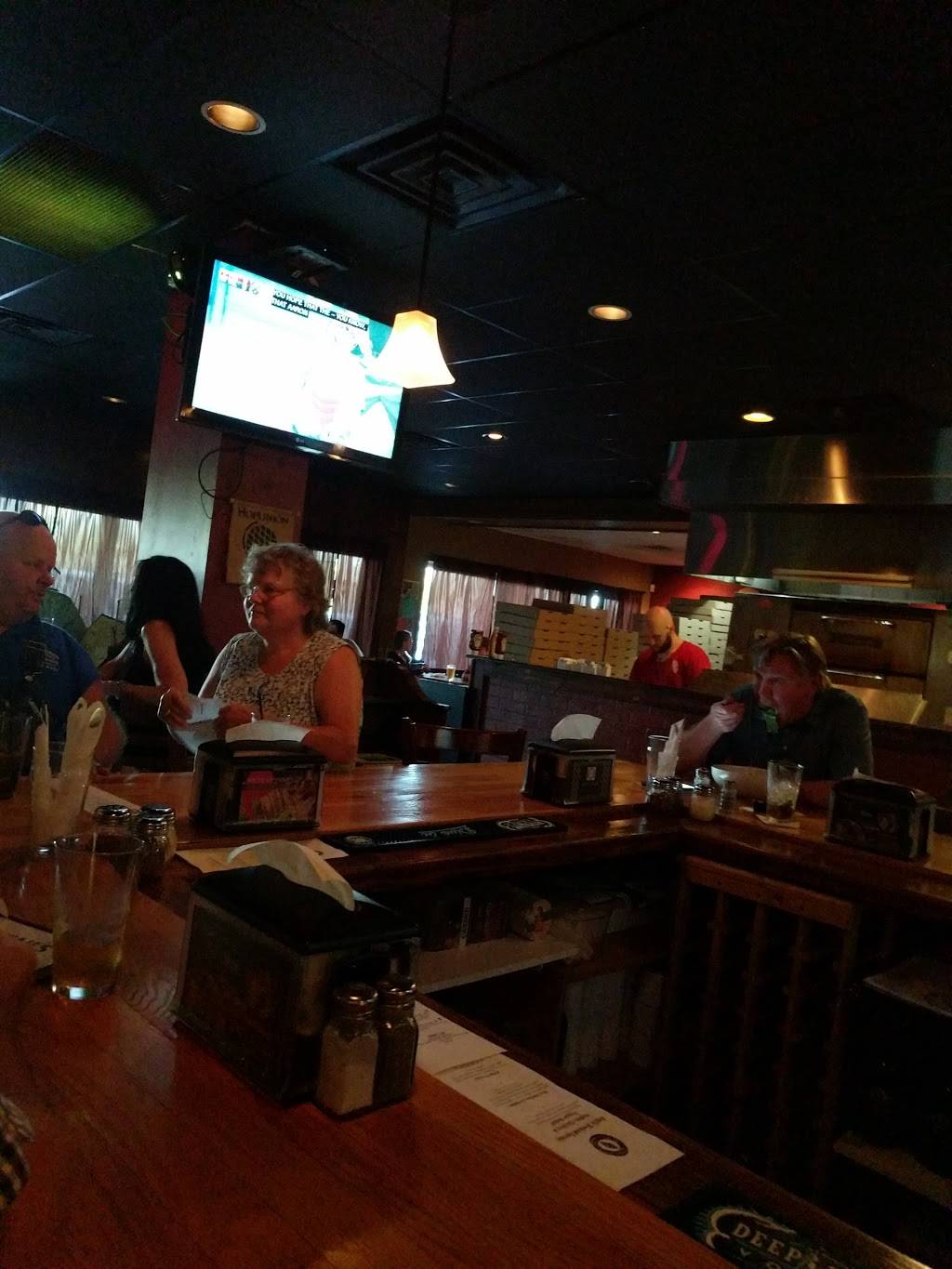 Pietros Pizza | restaurant | 2667 Kirkwood Hwy, Newark, DE 19711, USA | 3027318200 OR +1 302-731-8200