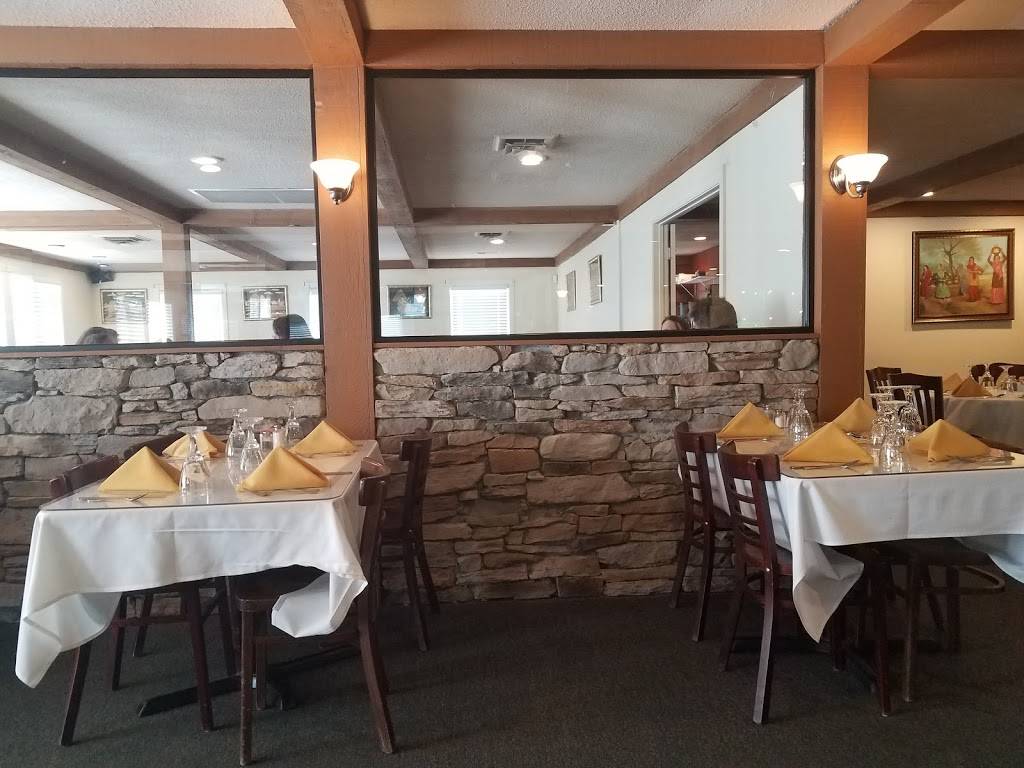 Taj Palace Indian Restaurant | restaurant | 2929 Goose Creek Rd, Louisville, KY 40241, USA | 5024239692 OR +1 502-423-9692