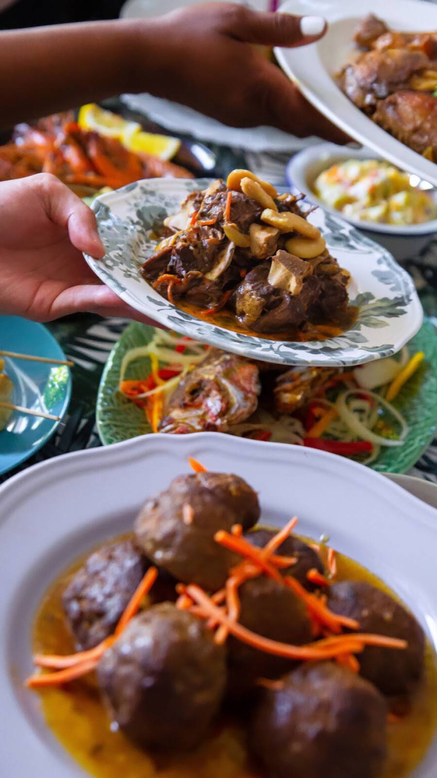 Reds House | restaurant | 25 Washington St, Daly City, CA 94014, USA | 4155627538 OR +1 415-562-7538