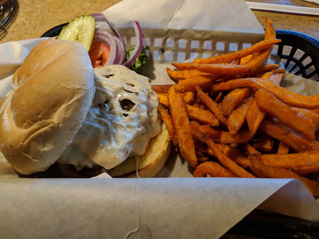 Copper Country Bar & Grill | restaurant | 901 N Lindahl, Bagdad, AZ 86321, USA | 9286335856 OR +1 928-633-5856