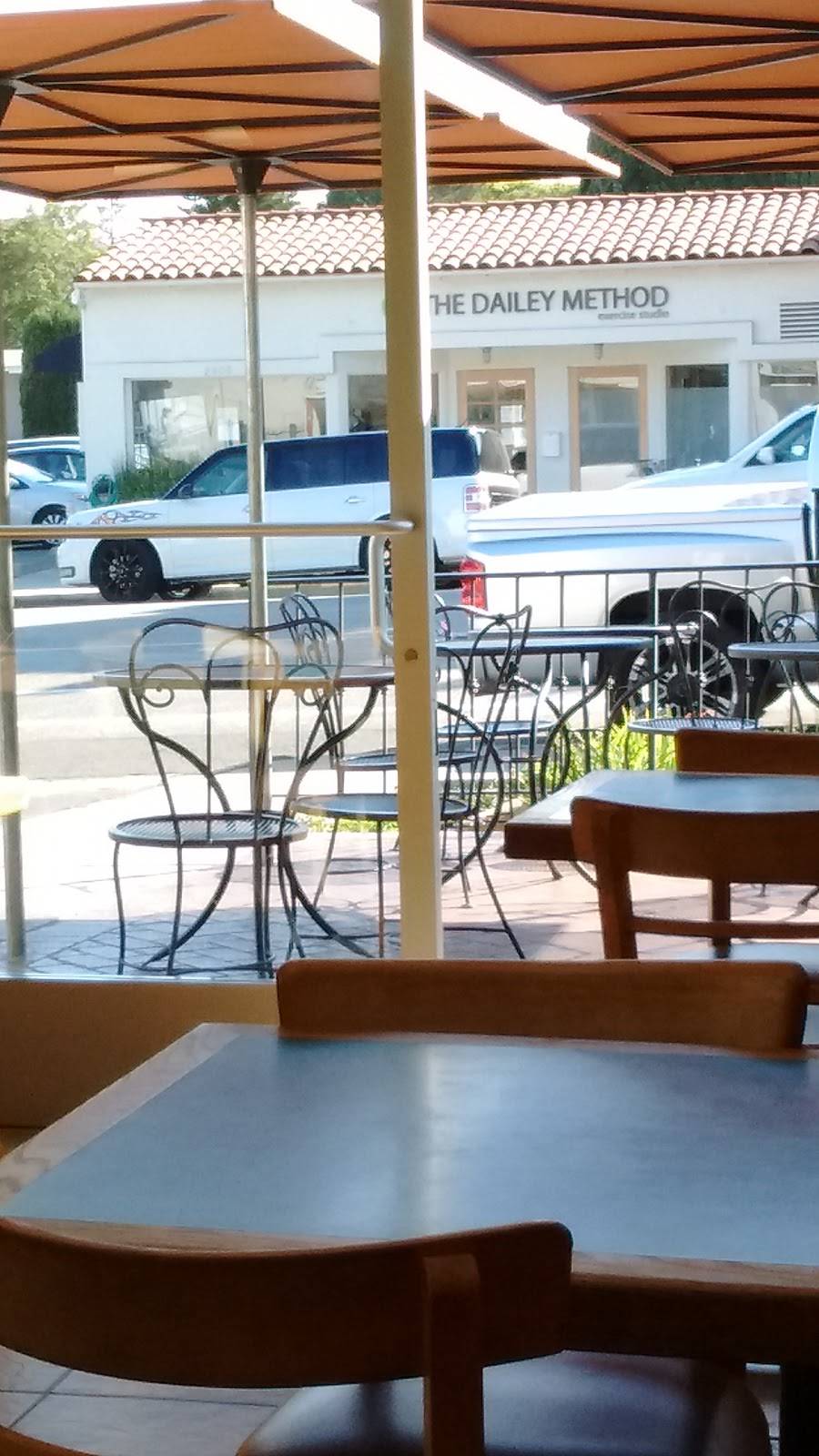 Chubbies Hamburgers | restaurant | 2908 De La Vina St, Santa Barbara, CA 93105, USA | 8056877113 OR +1 805-687-7113