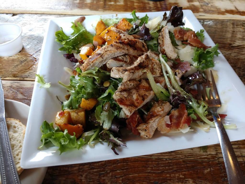 Paddy Murphys | restaurant | 26 Main St, Bangor, ME 04401, USA | 2079456800 OR +1 207-945-6800