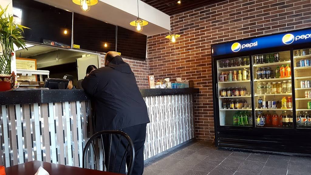 Food King Express | meal takeaway | 658 Motor Pkwy, Brentwood, NY 11717, USA | 6314353297 OR +1 631-435-3297