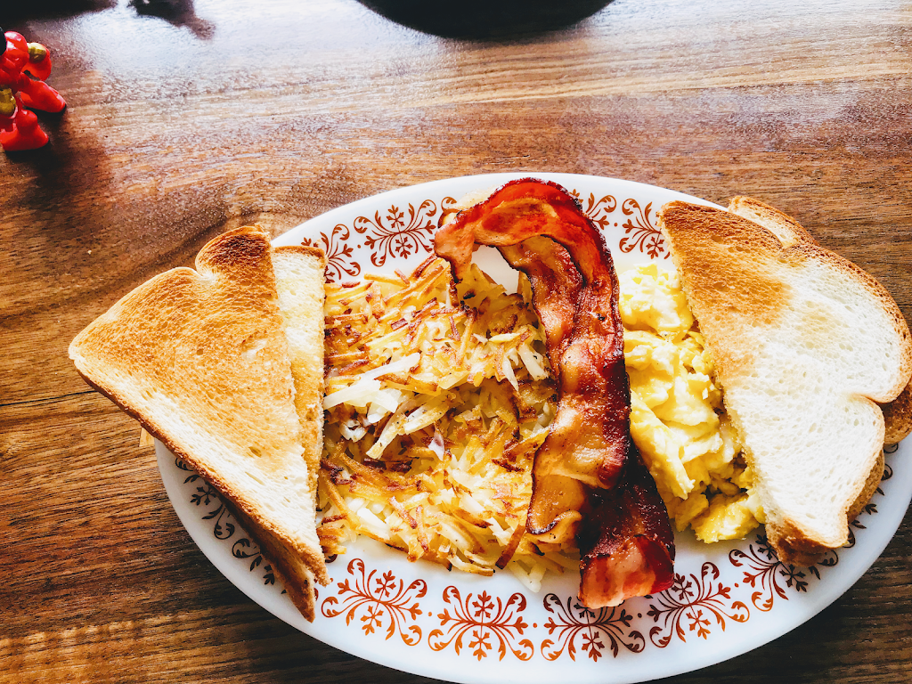 Ubetcha Wateca | restaurant | 101 S Main St suite a, Eagle Butte, SD 57625, USA | 6058508011 OR +1 605-850-8011