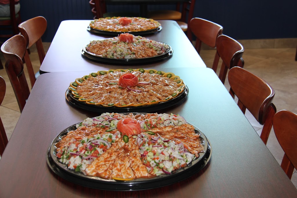 Julians Aguachiles | restaurant | 155 E 7th St, Oxnard, CA 93030, USA | 8053660160 OR +1 805-366-0160