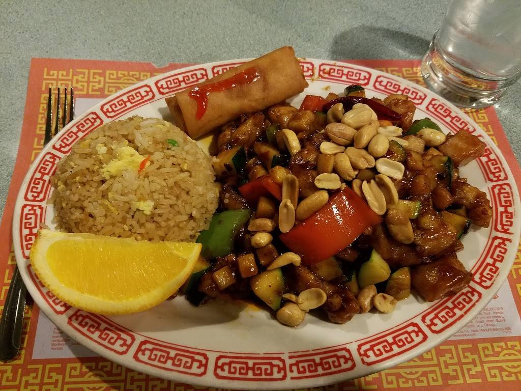 Freds Szechuan Chinese Restaurant | restaurant | 224 Broad St, Nevada City, CA 95959, USA | 5304789072 OR +1 530-478-9072