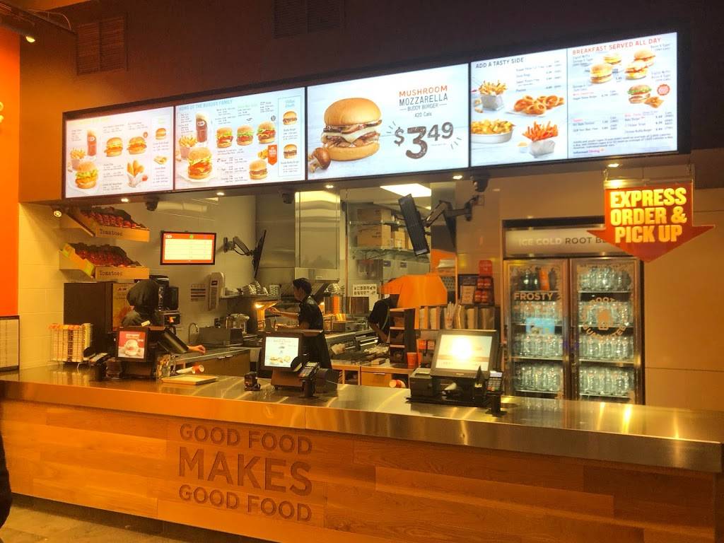 A&W Canada | restaurant | 45 Overlea Blvd, Town Centre, Toronto, ON M4H 1C3, Canada | 6477480036 OR +1 647-748-0036