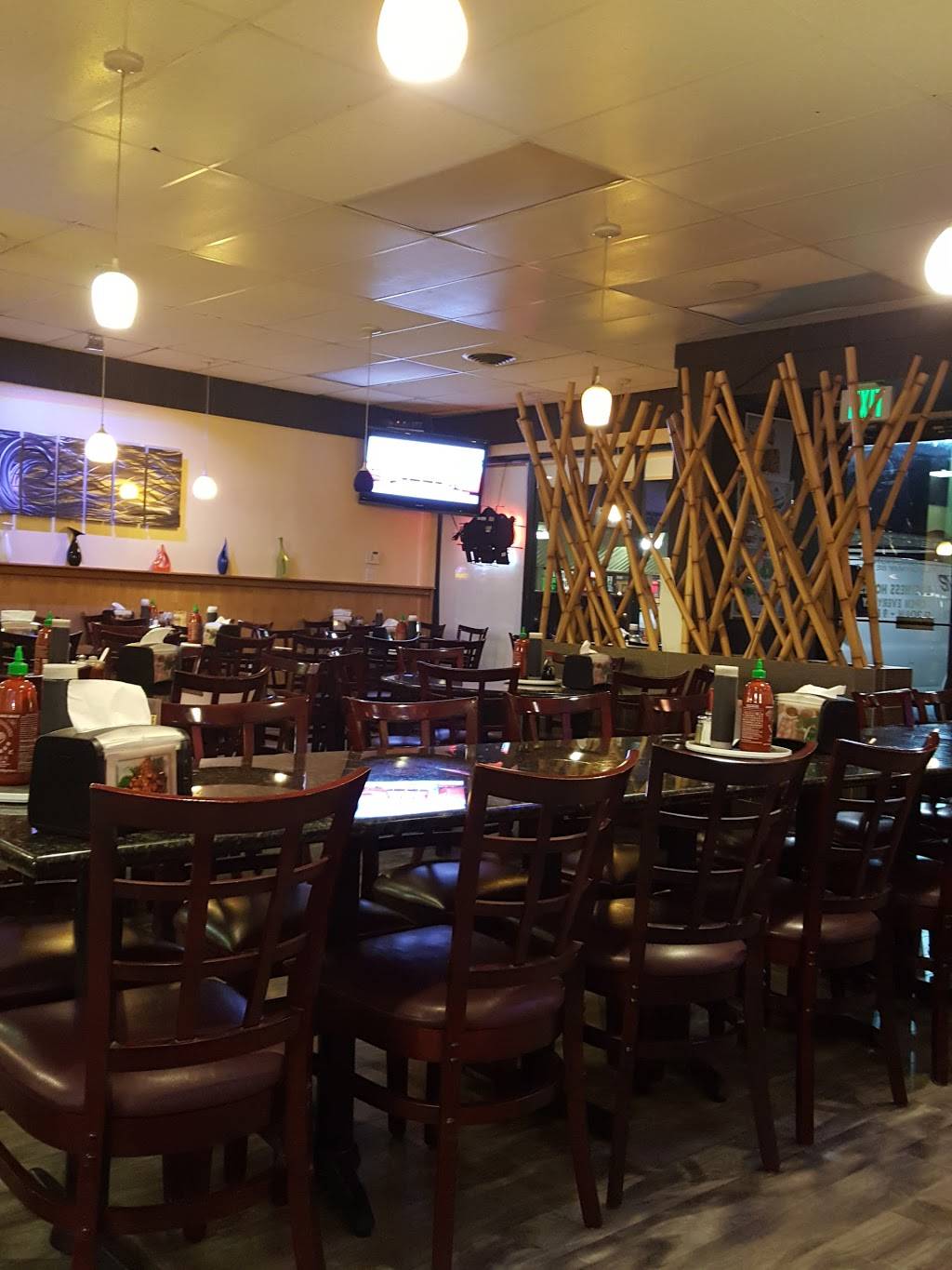 Pho 7 | restaurant | 10009 E Hampden Ave, Denver, CO 80231, USA | 3037521065 OR +1 303-752-1065