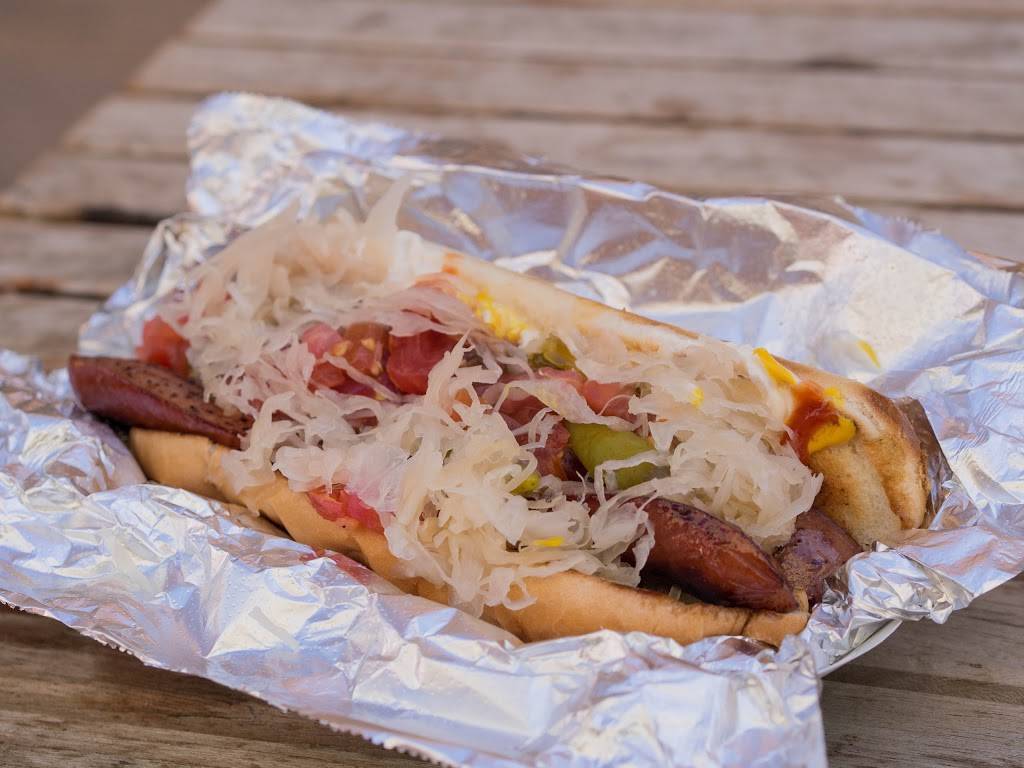 Gourmet Franks | restaurant | 199 Stanford Shopping Center, Palo Alto, CA 94304, USA | 6503277246 OR +1 650-327-7246