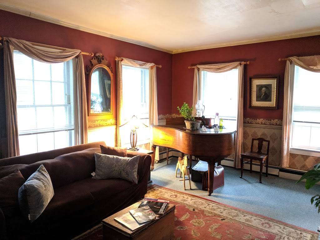 West Dover Inn | restaurant | 108 VT-100, West Dover, VT 05356, USA | 8024645207 OR +1 802-464-5207