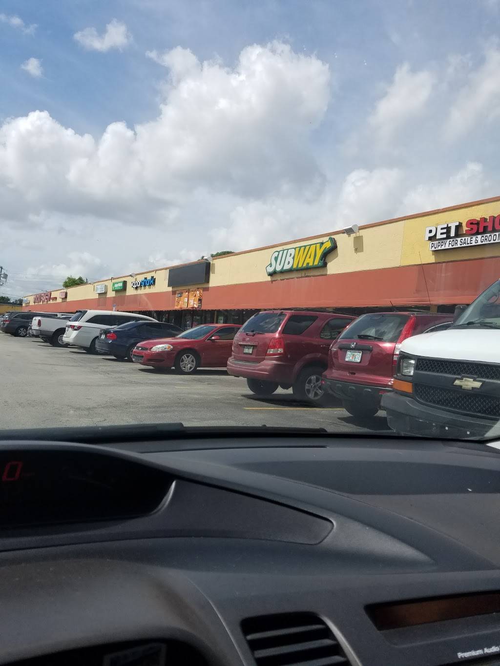 Subway Restaurants | restaurant | 463 E 49th St, Hialeah, FL 33013, USA | 3057693081 OR +1 305-769-3081
