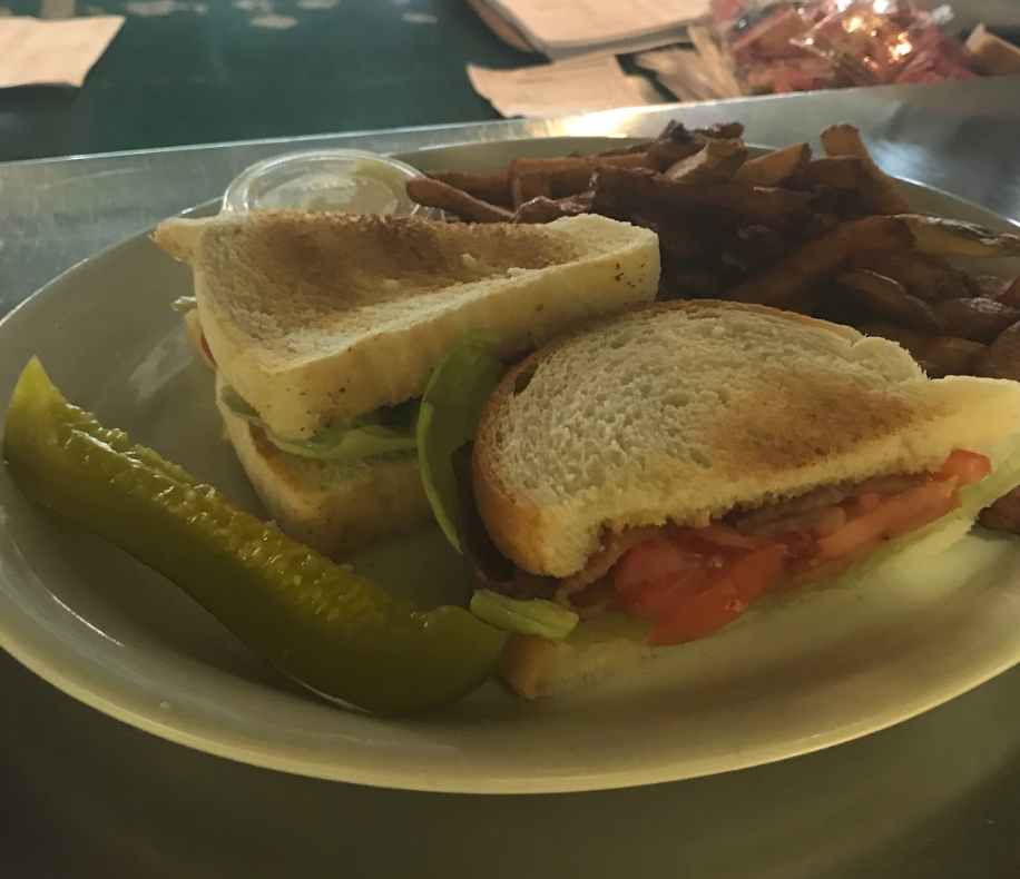 Rejeannes Sports Bar & Grill | restaurant | 700 Balmoral Dr, Brampton, ON L6T 1X2, Canada | 9054585254 OR +1 905-458-5254