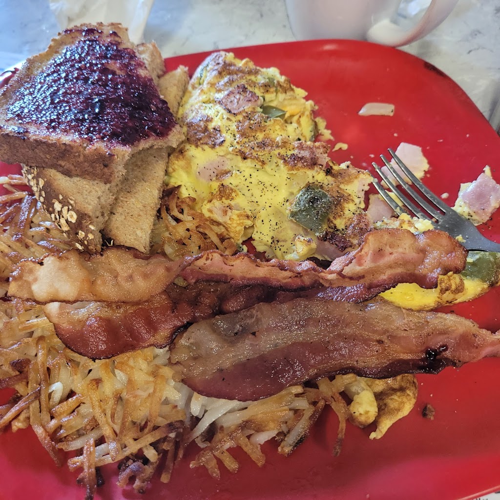 Silver Star East | restaurant | 36251 FL-70, Myakka City, FL 34251, USA | 9413228405 OR +1 941-322-8405