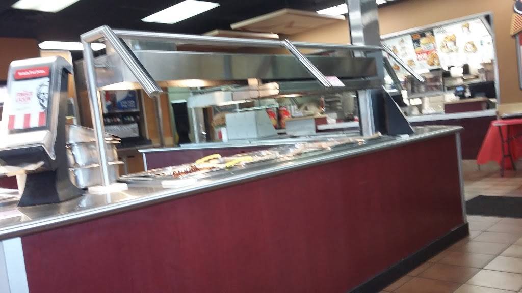 KFC | restaurant | 2401 W Kingshighway, Paragould, AR 72450, USA | 8702398155 OR +1 870-239-8155