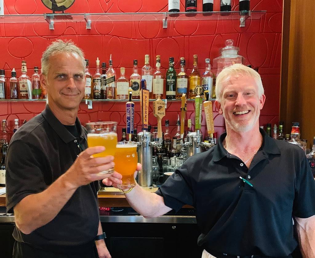 Black Cap Grille | restaurant | 1498 White Mountain Hwy, North Conway, NH 03860, USA | 6033562225 OR +1 603-356-2225