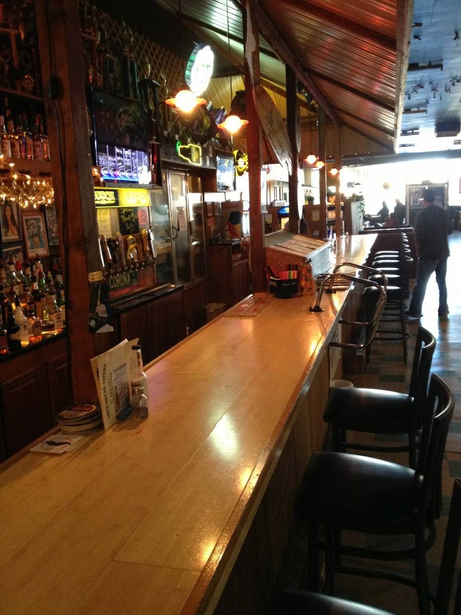 Your Break Tavern | restaurant | 210 E Main St, Silverton, OR 97381, USA | 5038737786 OR +1 503-873-7786