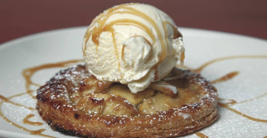 Giggles N Hugs | restaurant | 6600 Topanga Canyon Blvd, Canoga Park, CA 91303, USA | 81895648473 OR +1 818-956-4847 ext. 3