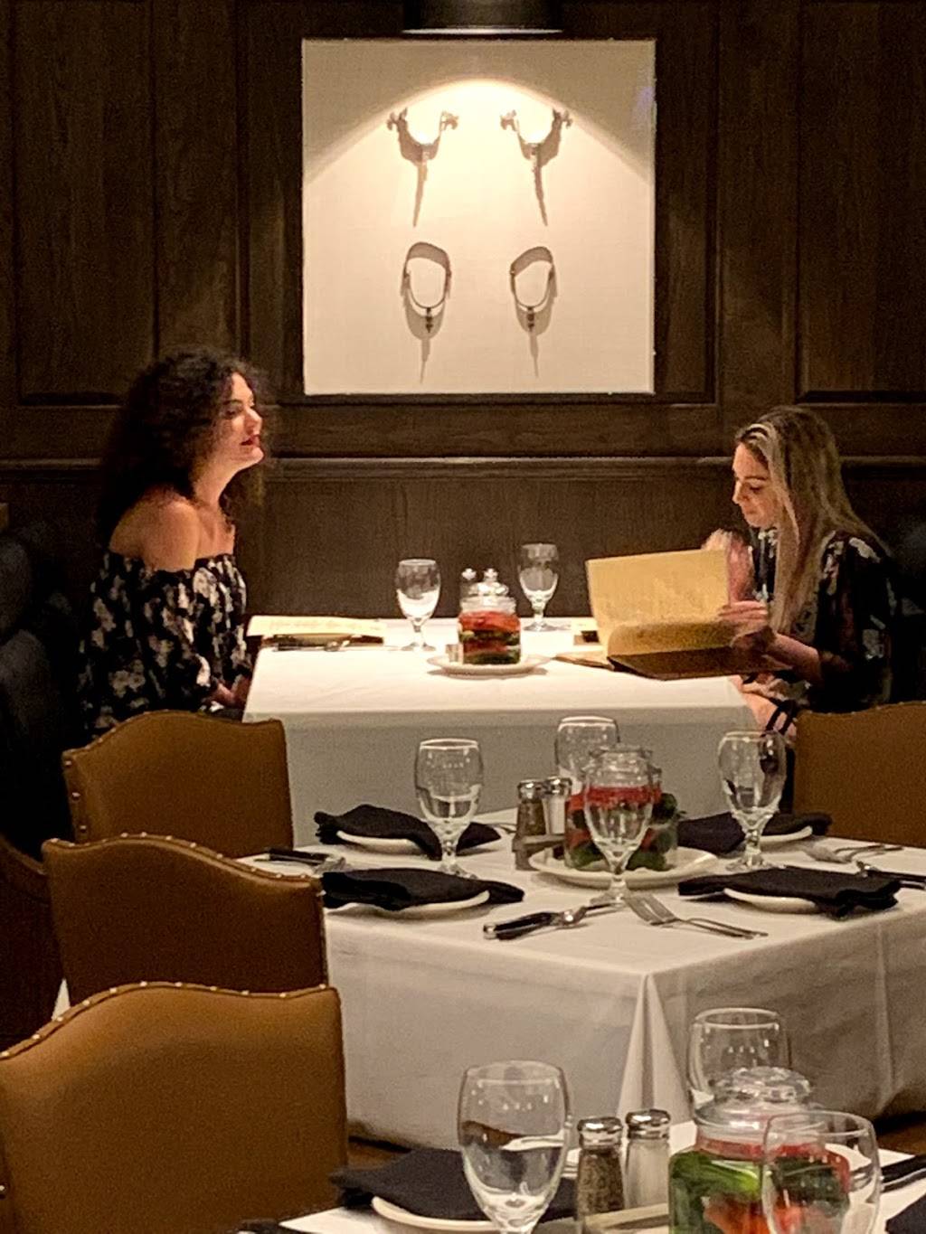 Bobs Steak & Chop House | restaurant | 8212 Barton Club Dr, Austin, TX 78735, USA | 5123294539 OR +1 512-329-4539