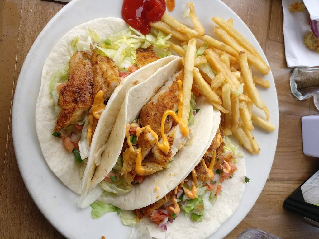 On the Deck | restaurant | 10 Simon Lake Dr, Atlantic Highlands, NJ 07716, USA | 7328721424 OR +1 732-872-1424