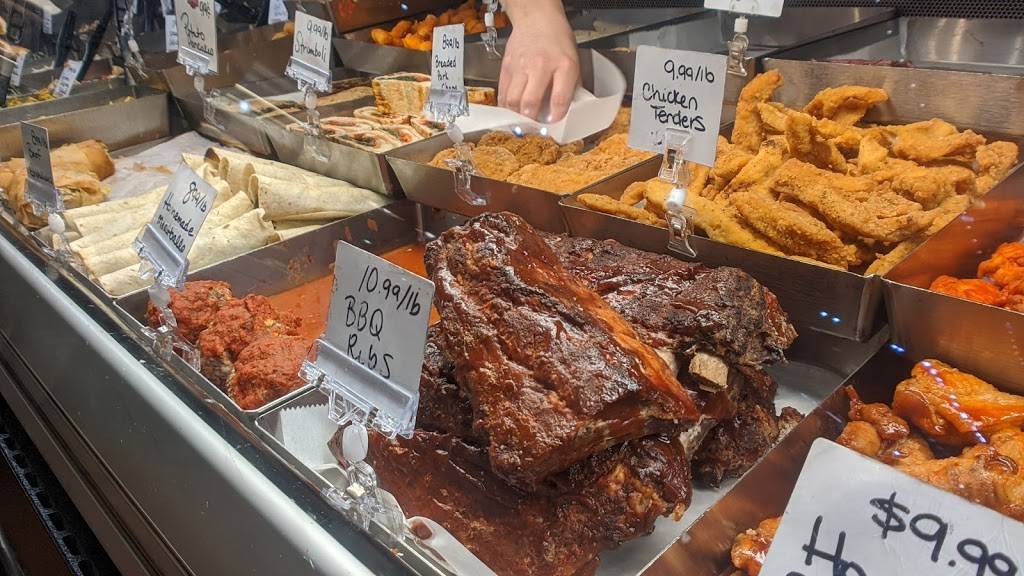 Foltz Family Market | restaurant | 400 N Water St, Milwaukee, WI 53202, USA | 4142775070 OR +1 414-277-5070