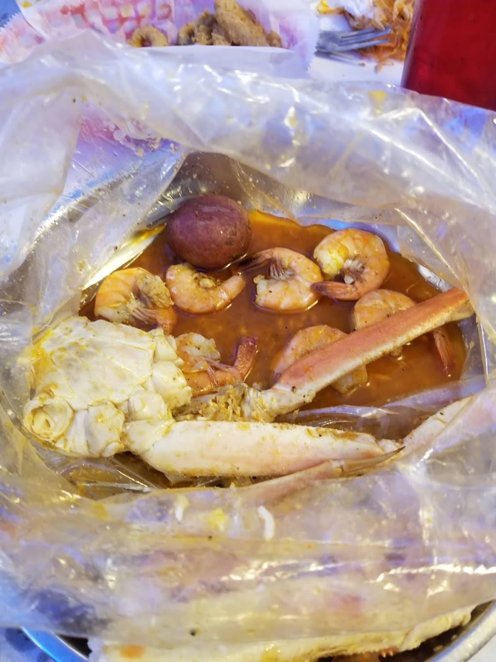 Macon Crab House | restaurant | 4690 Presidential Pkwy, Macon, GA 31206, USA | 4782542722 OR +1 478-254-2722