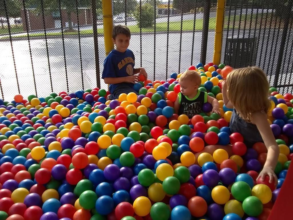 Dairy Queen Grill & Chill | restaurant | 229 Shallowford Rd, Gainesville, GA 30504, USA | 7705344322 OR +1 770-534-4322