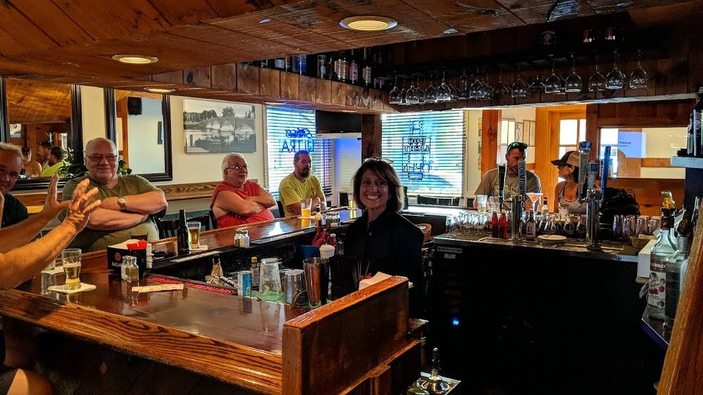 1712 Restaurant and Bar | restaurant | 1881 County St, Dighton, MA 02715, USA | 7748720226 OR +1 774-872-0226