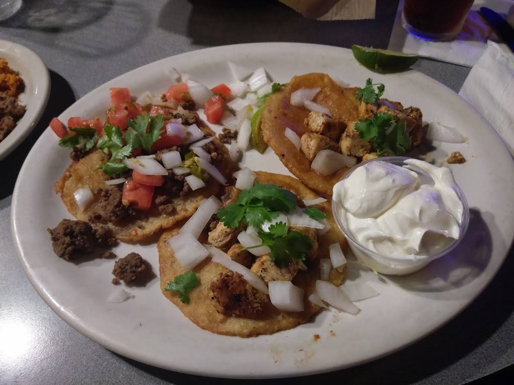 Skeetown Tavern | restaurant | 1308 W Sherman Blvd, Muskegon, MI 49441, USA | 2317556818 OR +1 231-755-6818