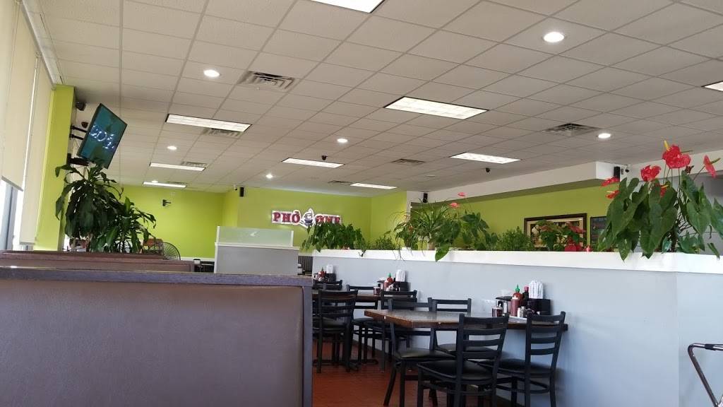Pho One | restaurant | 2305 State Highway 121, Lewisville, TX 75067, USA | 9723158888 OR +1 972-315-8888