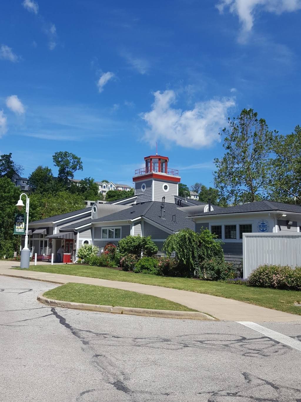 Emerald Necklace Marina | restaurant | 1500 Cleveland Metro Park Dr, Lakewood, OH 44107, USA | 2162263030 OR +1 216-226-3030