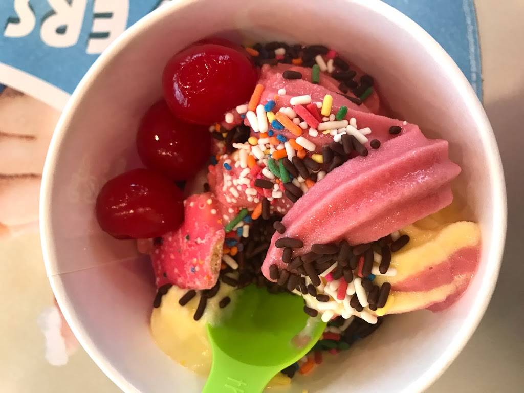 Menchies Frozen Yogurt | bakery | 2200 Peachtree Industrial Blvd Ste 120, Duluth, GA 30097, USA | 7076247600 OR +1 707-624-7600