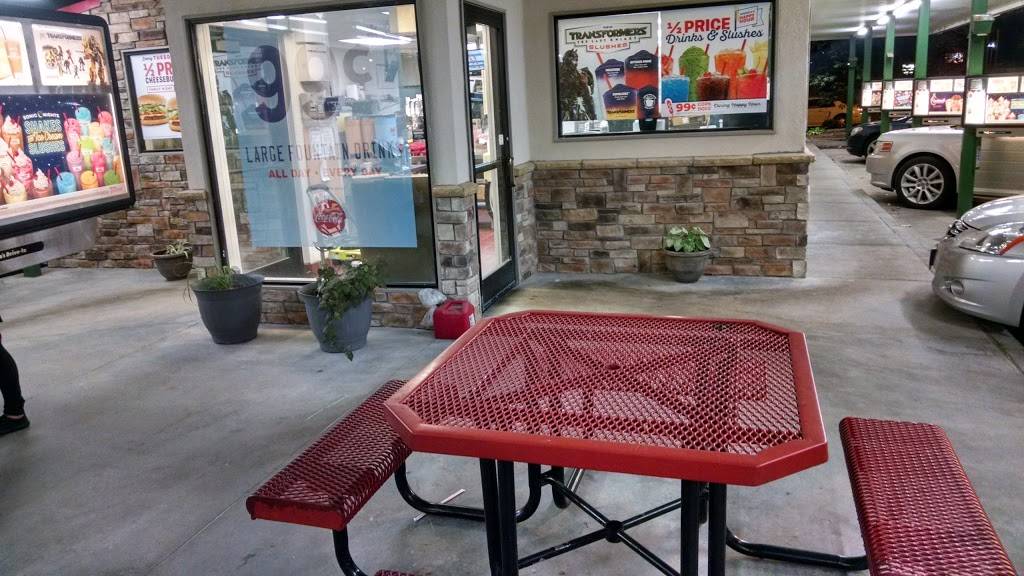 Sonic Drive-In | restaurant | 6208 W Main St, Belleville, IL 62223, USA | 6182227152 OR +1 618-222-7152