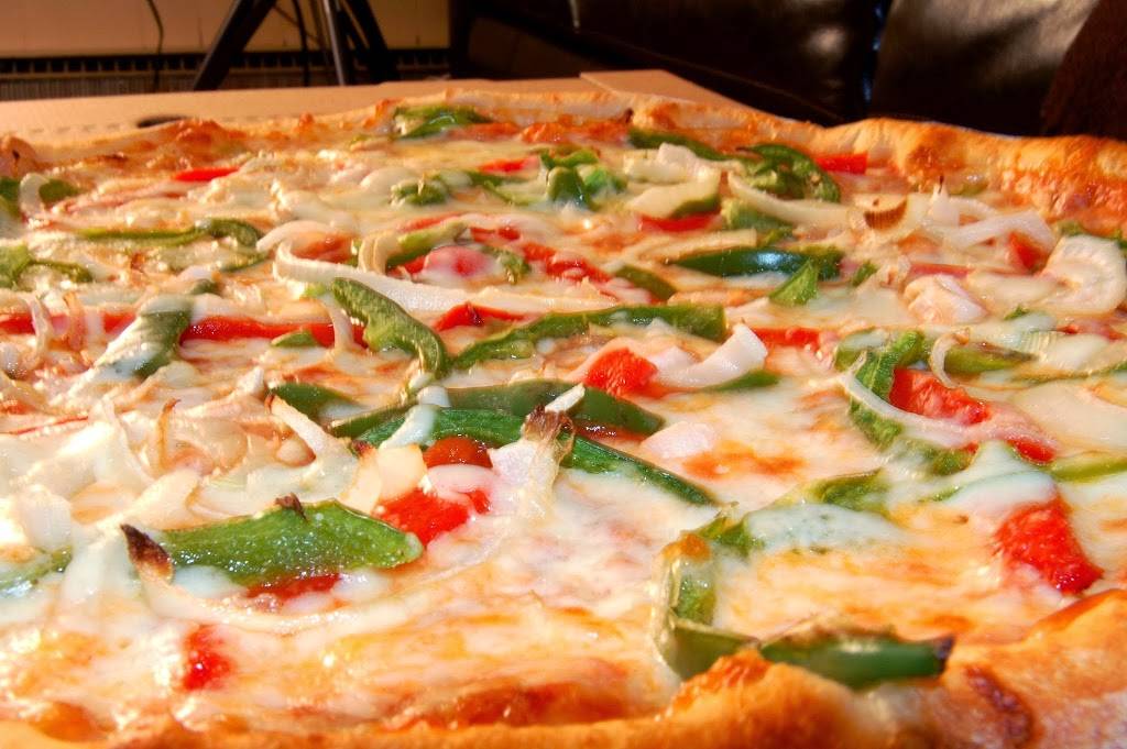 Tonys Place Italian Restaurant and Pizza | restaurant | 188 Baker St, West Roxbury, MA 02132, USA | 6173233550 OR +1 617-323-3550