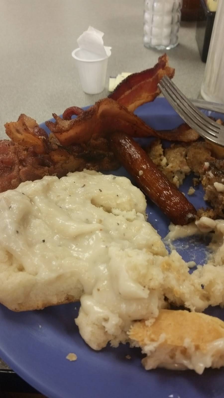 Smoak House Restaurant | restaurant | 8912 830 Main Street, Pelion, SC 29123, USA | 8038949536 OR +1 803-894-9536